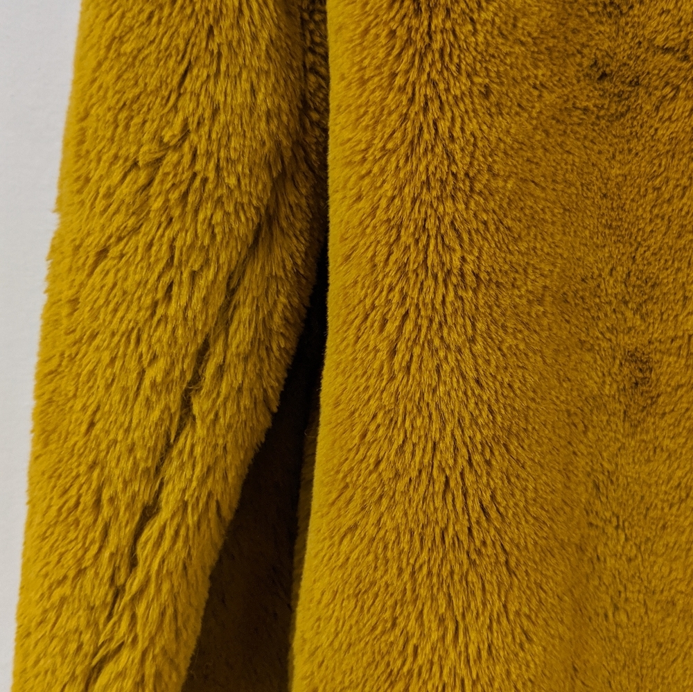 Nordstrom Gold Faux Fur Coat (XS) - Picture 3 of 7